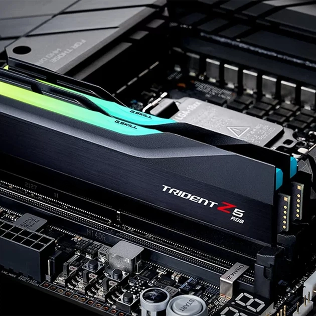 Модуль памяти G.Skill Trident Z5 RGB DDR5-6000 64 GB (2x32GB