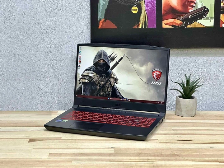 Ноутбук MSI Katana GF66 / 15.6" (1920x1080) IPS / 144Гц / Intel Core i7-12700H / 16Gb DDR4 / SSD 1Tb / Geforce Rtx 3060 (6Gb / GDDR6 / 192Bit) / Windows 11 / Б/В - Фото 2 Ноутбук MSI Katana GF66 / 15.6" (1920x1080) IPS / 144Гц / Intel Core i7-12700H / 16Gb DDR4 / SSD 1Tb / Geforce Rtx 3060 (6Gb / GDDR6 / 192Bit) / Windows 11 / Б/В - зображення 2