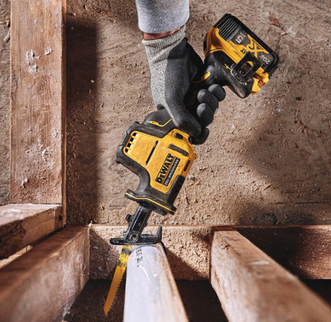 Шабельна пила акумуляторна безщіткова DeWalt DCS369NT без акумулятора та зарядного пристрою (DCS369NT-XJ) - зображення 8