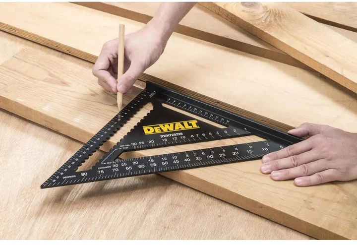 Косинець для покрівельних робіт DeWalt металевий 300 х 300 мм (DWHT25228-0) - зображення 3