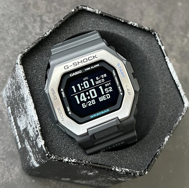 Наручные спортивные часы Casio G-Shock GBX-100-1 Bluetooth