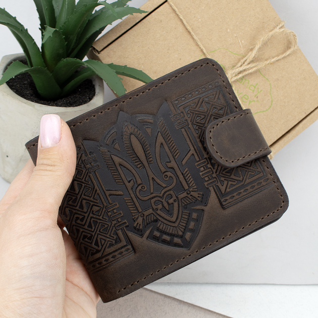 Портмоне мужское кожаное Handycover HC0041 коричневое с гербом Украины - Фото 7 Портмоне мужское кожаное Handycover HC0041 коричневое с гербом Украины - изображение 7