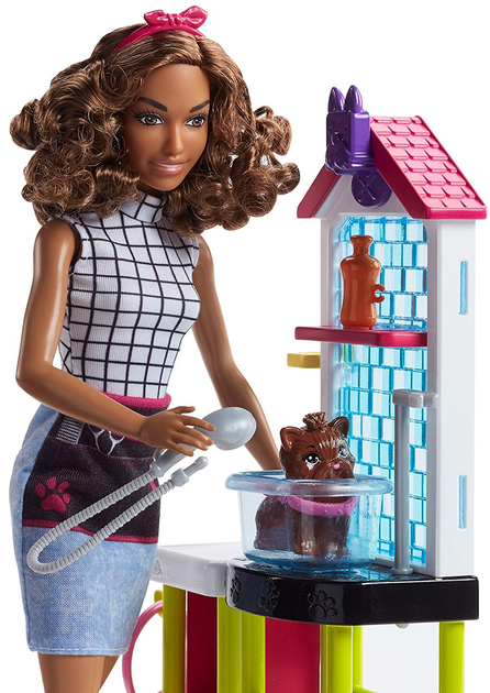Barbie Fashionistas Doll with Brunette Afro & Blue Lips