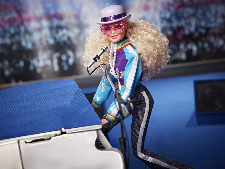 Кукла Барби коллекционная Элтон Джон Barbie Collector Elton John Doll (GHT52) - Фото 4 Кукла Барби коллекционная Элтон Джон Barbie Collector Elton John Doll (GHT52) - изображение 4