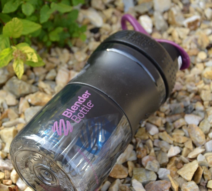 Шейкер спортивний (пляшка) BlenderBottle SportMixer 20oz/590ml Black/Plum - изображение 11