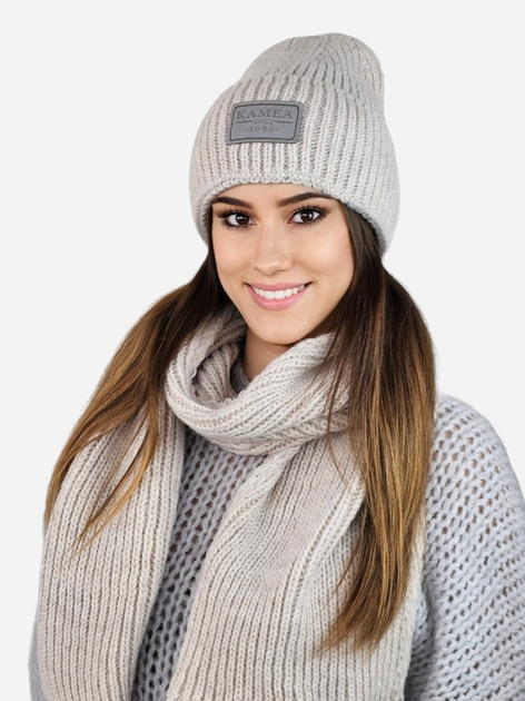 Комплект жіночий (шапка+шарф) Kamea K.23.219.03 One Size Світло-бежевий (5903246760323) - зображення 1