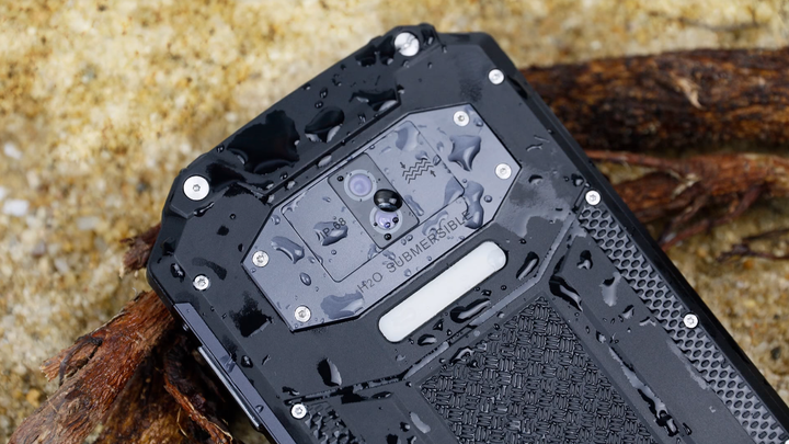 Мобільний смартфон Oukitel WP2 4+64 Gb 10 000 mAh IP68 10 000 мАг - Фото 4 Мобільний смартфон Oukitel WP2 4+64 Gb 10 000 mAh IP68 10 000 мАг - зображення 4