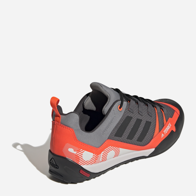 Buty turystyczne męskie adidas Terrex Swift Solo 2 GZ0332 40 (UK 7.5) Szare (4064055905099) - obraz 16