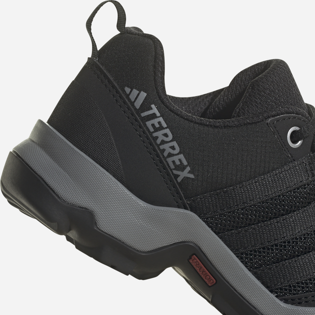 Buty sportowe chłopięce adidas Terrex AX2R K IF7514 38 (5UK) Czarne z szarym (4066745284200) - obraz 17