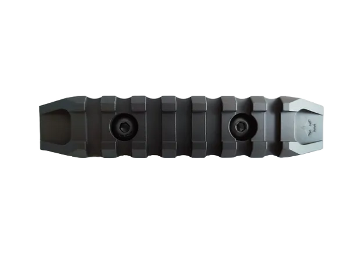 Планка Пикатинни КРУК CRC 9022 Armor Black на 7 слотов с креплением M-Lok - изображение 1