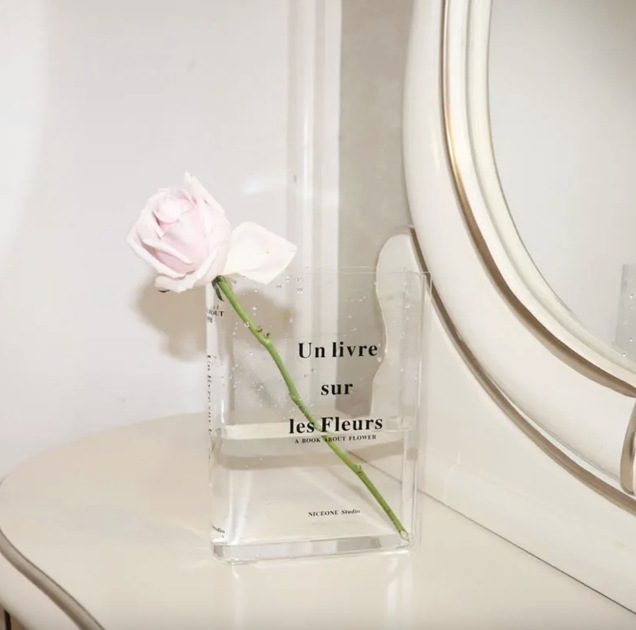 Ваза книга для цветов прозрачная из акрила "Un livre sur les Fleurs ...
