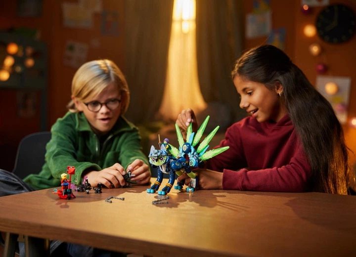 Конструктор Lego Dreamzzz Зоуи и котосова Зиан 71476 – игрушки с