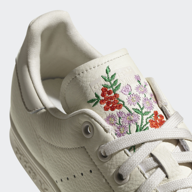 Sneakersy męskie skórzane do kostki adidas Originals Stan Smith CQ2196 43 (UK 10) Mleczne (4059322500923) - obraz 9