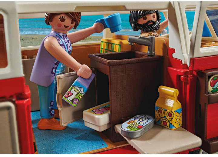 Ігровий набір фігурок Playmobil Volkswagen T1 Camping Bus (4008789701763) - зображення 5