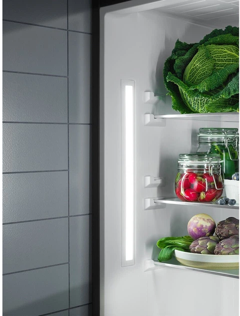 Вбудований холодильник Electrolux 500 OptiSpace LFB2AF88S - зображення 3