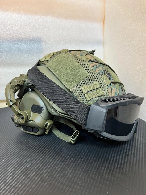 Шолом FAST USA NIJ IIIA М-L Олива, тактичні окуляри, EARMOR M31 Активні шумопоглинаючі стрілкові навушники, кавер, кріплення - зображення 2