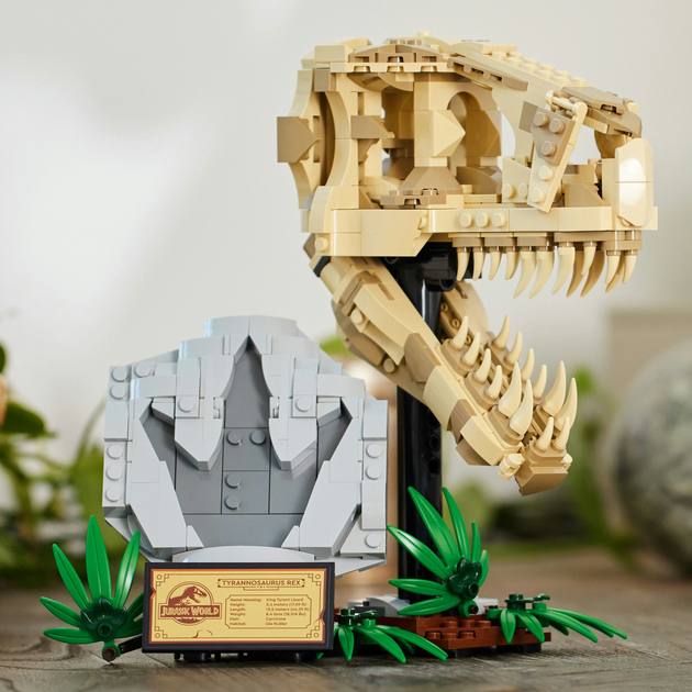 Конструктор LEGO Jurassic World Скамʼянілості динозаврів: череп тиранозавра 577 деталей (76964) - зображення 5