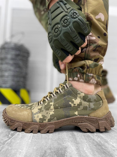 Тактические кроссовки Combat Footwear Пиксель 44 - изображение 1