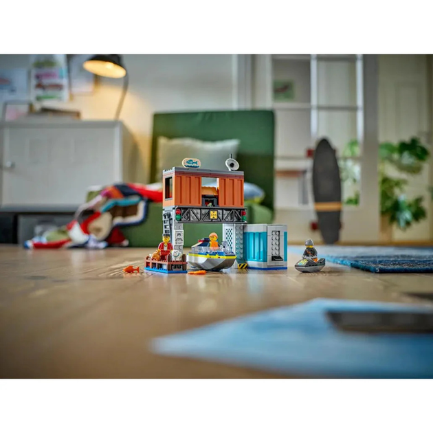 Конструктор LEGO City Поліцейський катер і схованка шахраїв 311 елементів (60417) - зображення 9