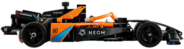 Zestaw klocków LEGO Technic NEOM McLaren Formula E Race Car 452 elementy (42169) - obraz 6