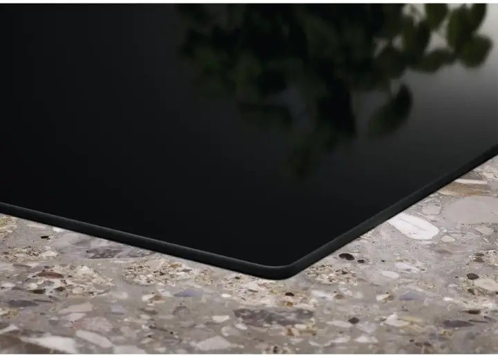 Варильна поверхня електрична Domino Electrolux LHR3233CK - зображення 4