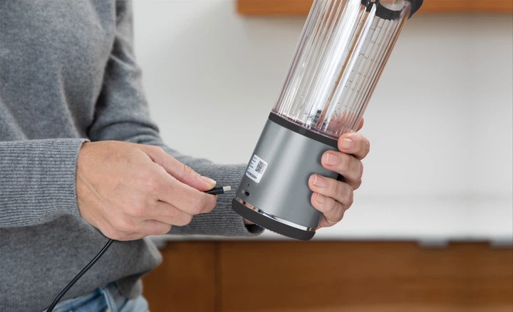 Akumulatorowy przenośny blender Ninja Blast BC151EUBK - obraz 18