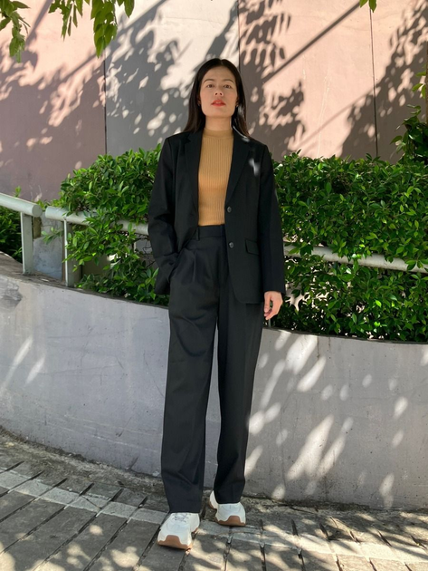 Пиджак удлиненный женский Uniqlo 464458405 XL Черный (1159795569) 
