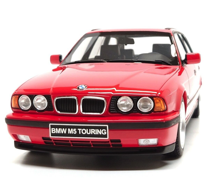 Модель автомобіля BMW M5 (E34) Touring Red by OttoMobile, Scale 1