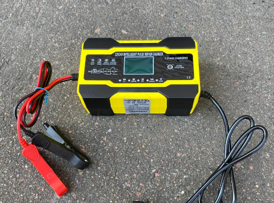 Зарядний пристрій Lemanso 12B 10A LM40404 - изображение 2