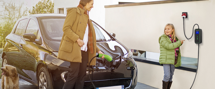 Зарядний пристрій Qoltec Mobile charger for EV 2-in-1 type 2 7 кВт 230 В CEE 3 PIN - зображення 6