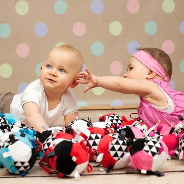 Pluszowa piłka Hencz Toys Moms Care Touch Szerwona (5907784469410) - obraz 3