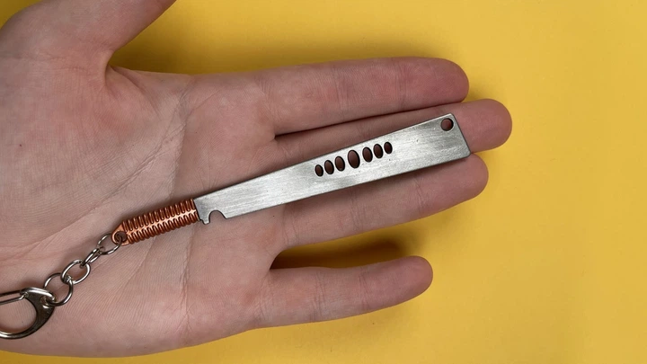 Брелок мачете кинжал реквизит сувенир металлический серебро с коричневой рукояткой 12 см оружие аксессуары из пабга pubg mobile пубг пабг - изображение 3