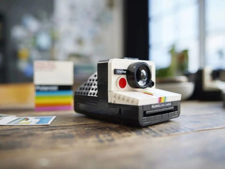 Конструктор для дорослих LEGO Ideas Polaroid OneStep SX-70 516 шт