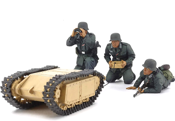 Model do składania Tamiya German Assault Pioneer Team 1:35 (4950344353576) - obraz 2