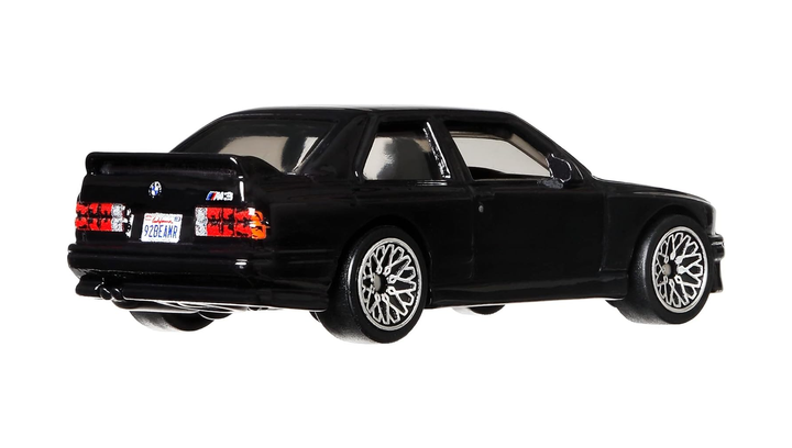 ホットウィール  M3 E30 モダンクラシックス 4台セット ホットウィール M3 E30 モダンクラシックス 4台セット Amazon | ホット