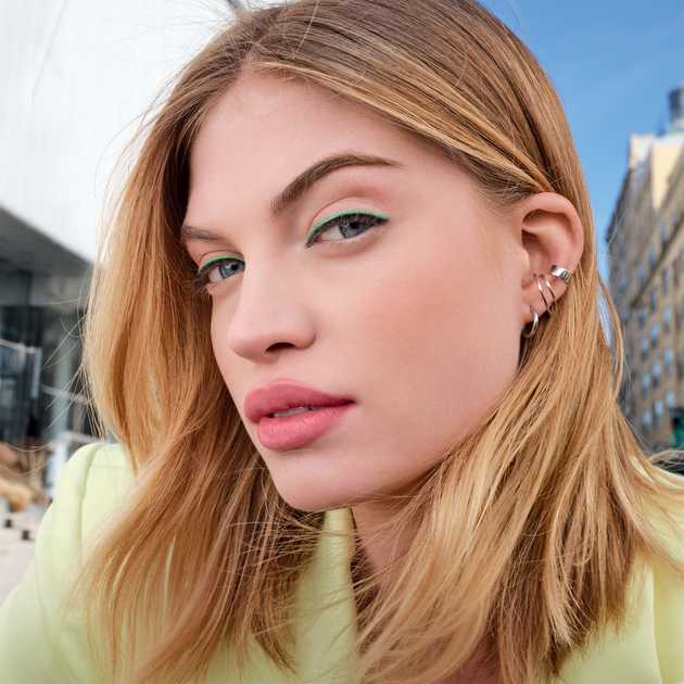 Пудра для обличчя Maybelline New York Super Stay 24h Hybrid 10 матуюча 9 г (3600531666613) - зображення 5