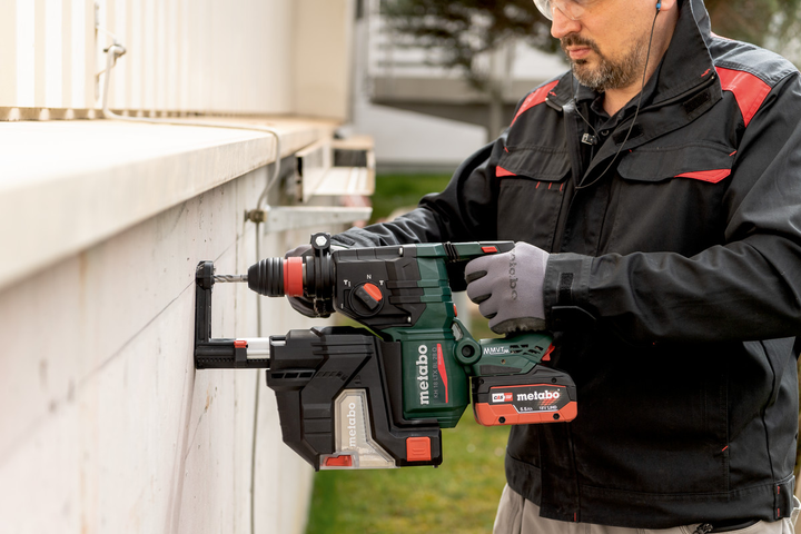 Аккумуляторный бесщеточный перфоратор Metabo KH 18 LTX BL 28 Q Set ISA 18 В + metaBOX 185 XL + устройство удаления пыли и сменный патрон Metabo-Quick (601715900) - изображение 5
