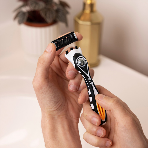 Бритва Bic Flex 5 Hybrid з 2 змінними картриджами (3086123644922) - зображення 5