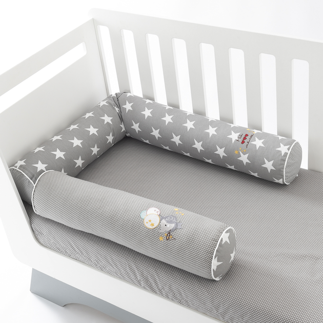 Акція на Захисний бортик-валик у дитяче ліжечко мультифункціональний Papaella зірка/горошок Сірий від Rozetka