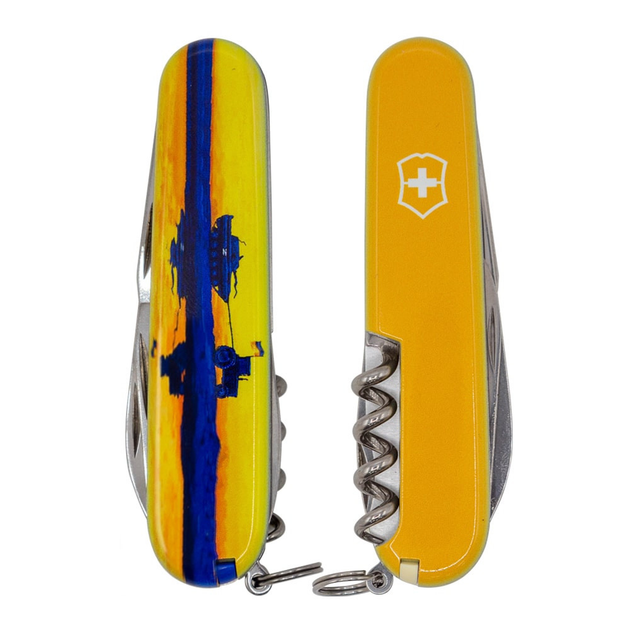 Складаний ніж Victorinox HUNTSMAN UKRAINE Марка з трактором 1.3713.3.T3110p - зображення 1