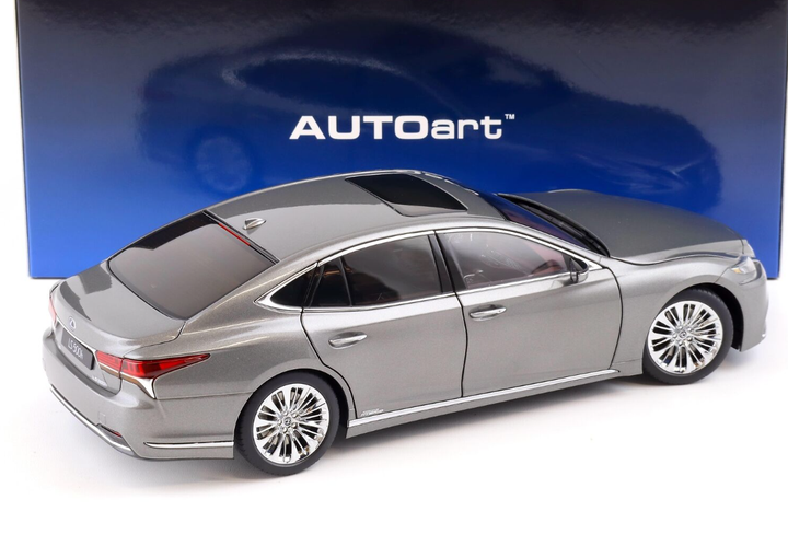 Модель автомобіля Lexus LS500h Limousine Manganese Luster Metallic by AUTOart, Scale 1:18 - зображення 3