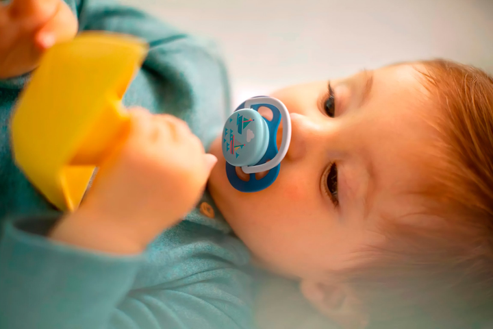 Smoczek Philips Avent Ultra Air 6-18m Happy Boy 2 szt (8710103949251) - obraz 6