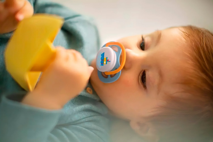 Smoczek Philips Avent Ultra Air 0-6m Happy Boy 2 szt (8710103949183) - obraz 6