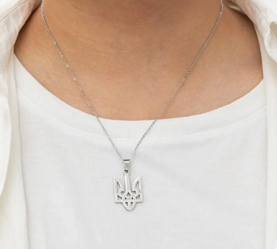Подвеска кулон герб Тризуб с цепочкой серебристый Fashion Jewelry (II)19948 - Фото 4 Подвеска кулон герб Тризуб с цепочкой серебристый Fashion Jewelry (II)19948 - изображение 4