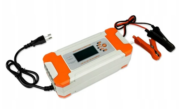 Зарядное устройство Smart Pulse Charger для аккумулятора с дисплеем 10,0Ач/12В-24В (DEKNAT100862) - изображение 2