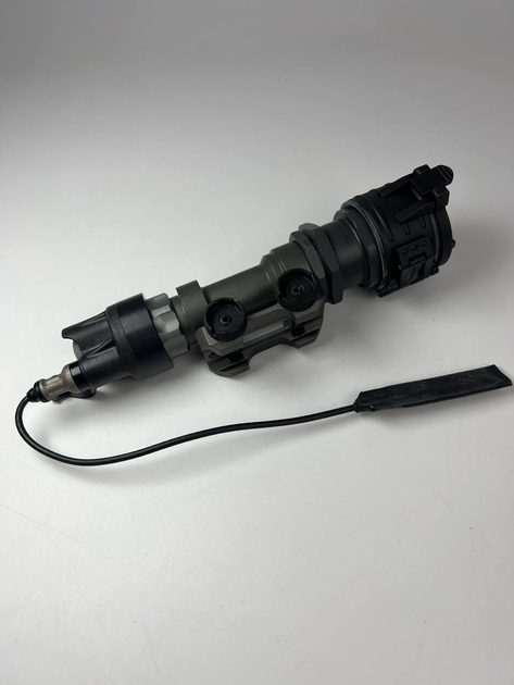 Ліхтар Surefire M951 з виносною кнопкою та інфрачервоним фільтром, Колір: Чорний - зображення 2