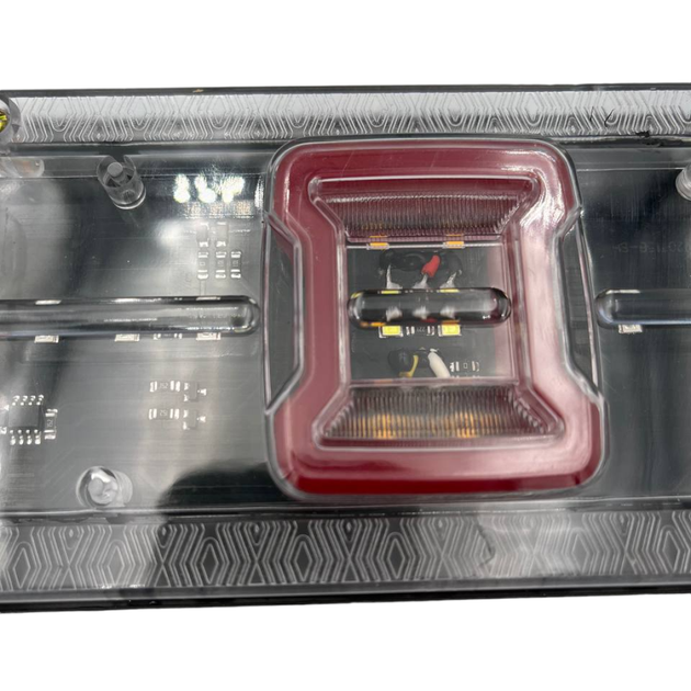 Універсальний задній ліхтар стопа ЛЕД/LED для легкових авто 12V 30СМ з поворотом що біжить 2шт (модель 26) - зображення 3