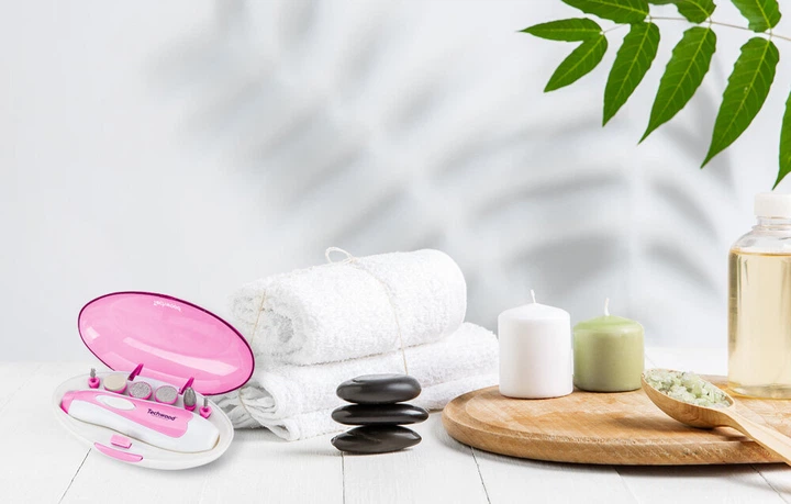 Zestaw do manicure i pedicure Techwood TMA-58 - Zdjęcie 6 Zestaw do manicure i pedicure Techwood TMA-58 - obraz 6