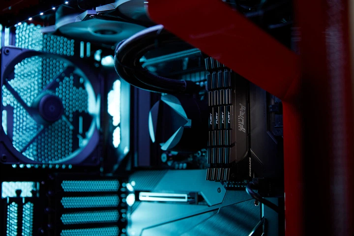 Оперативна пам'ять Kingston Fury DDR4-3600 32768MB PC4-28800 Renegade (KF436C18RB2/32) - зображення 9