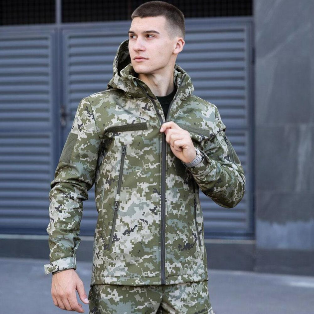 Чоловіча Куртка Soft Shell зі знімним капюшоном + Подарунок Шеврон "Прапор України" піксель розмір S - зображення 1